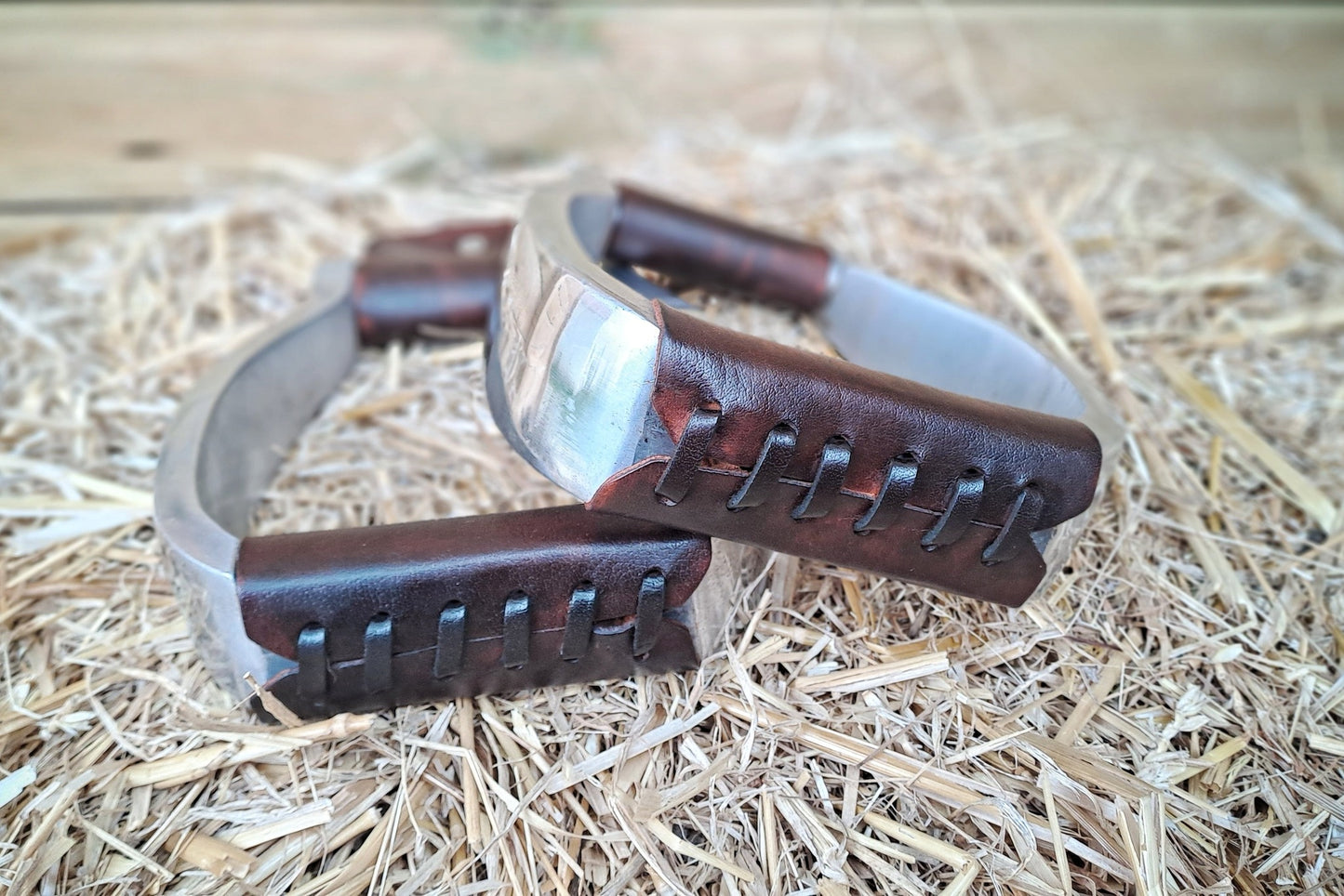 Etriers alu LAKOTA, plancher cuir