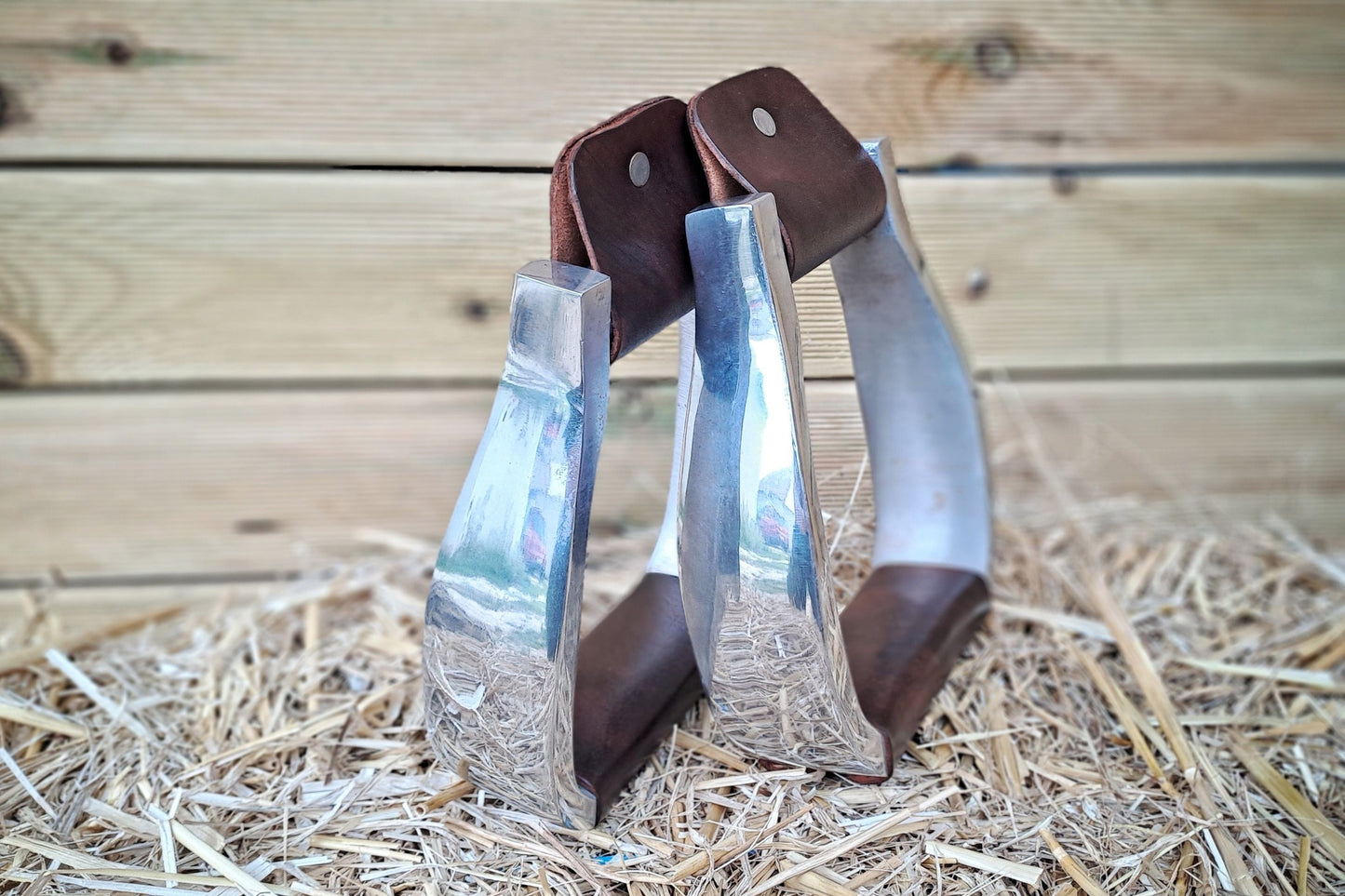 Etriers alu LAKOTA, plancher cuir