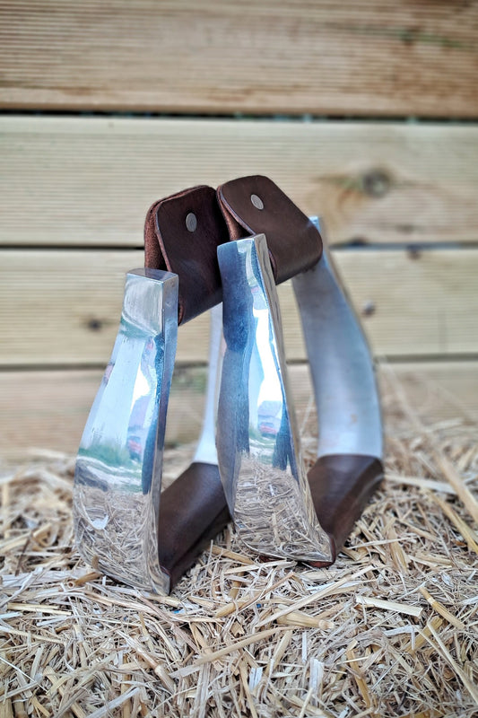Etriers alu LAKOTA, plancher cuir